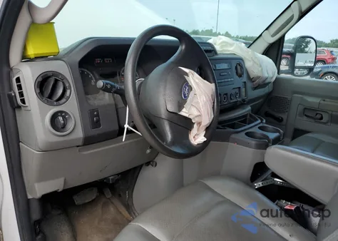 2009 Ford Econoline E350 Super Duty Van из США, поврежденный, VIN 1FTSS34L69DA66339